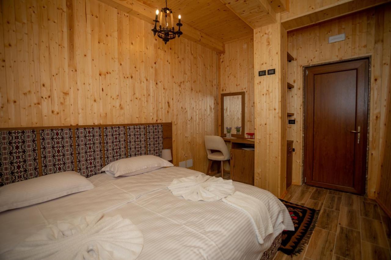 Hotel Old House Canaj Exterior foto