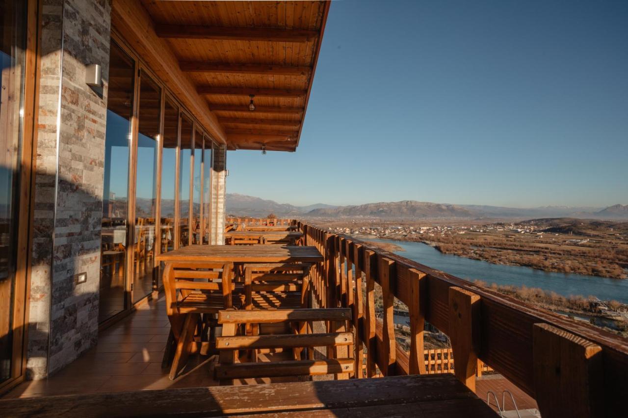 Hotel Old House Canaj Exterior foto